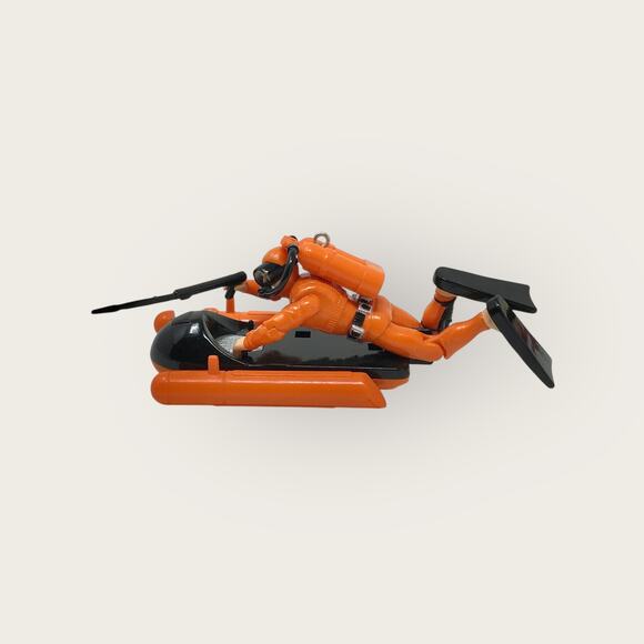 Hallmark G.I. Joe Sea Sled & Frogman Christmas Ornament Collectible 2005 - Picture 10 of 10